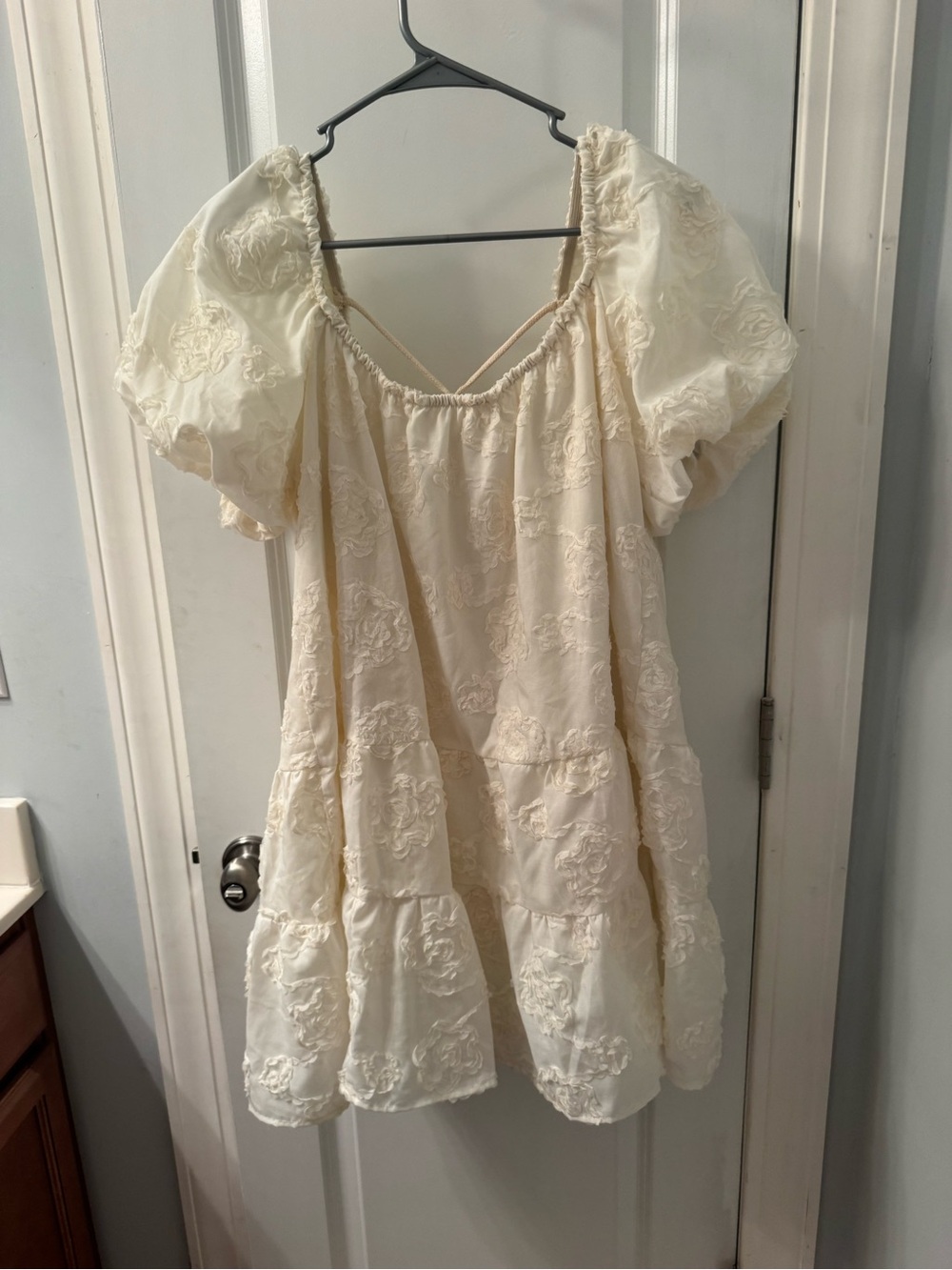 Women's Cream Embroidered Puff-Sleeve Dress